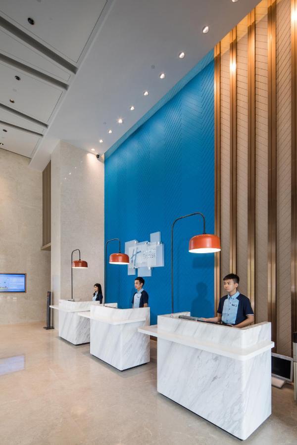 Holiday Inn Express Shenzhen Haiyuan City By Ihg Exterior photo